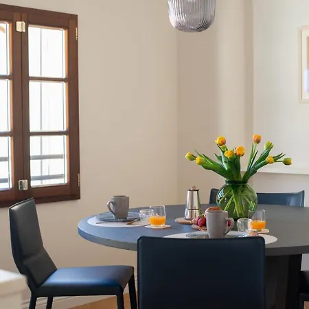 Apartman Windows On Dome Luxury Rooftop