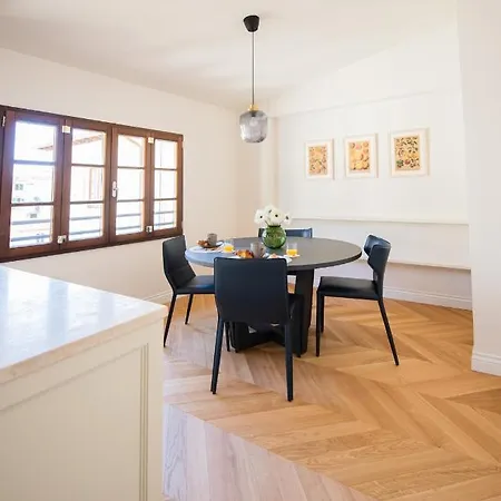 Apartman Windows On Dome Luxury Rooftop *