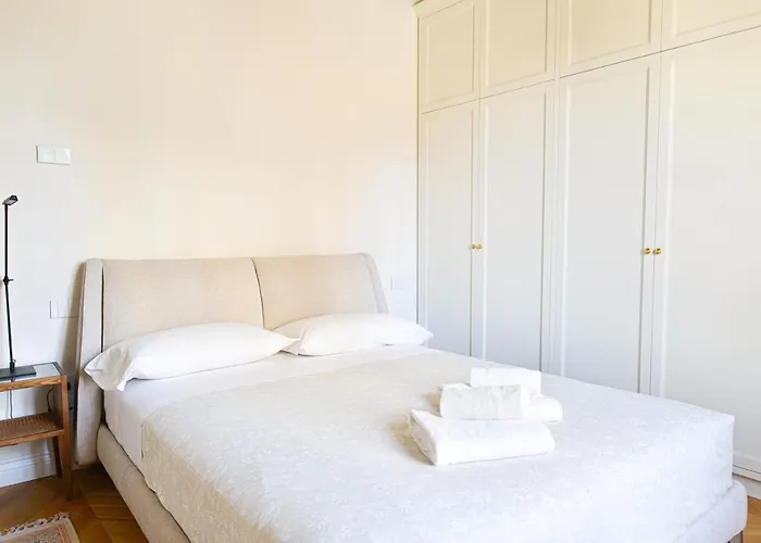 Windows On Dome Luxury Rooftop