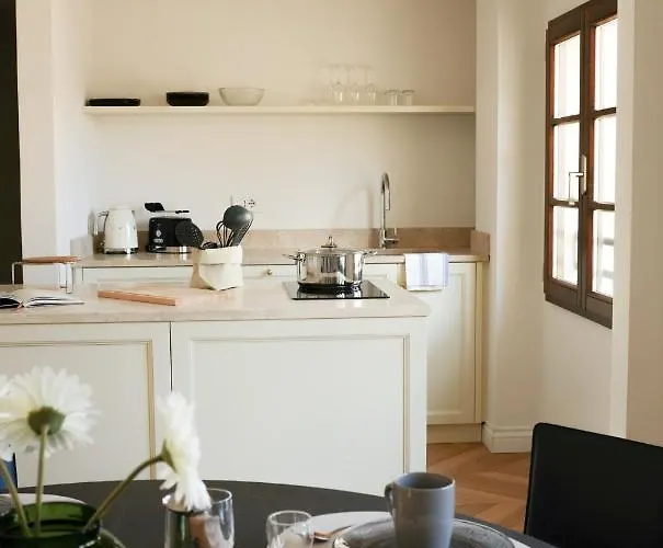 Windows On Dome Luxury Rooftop