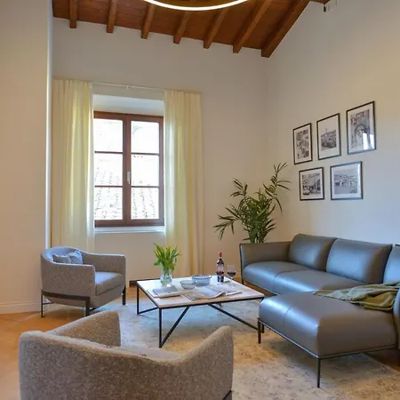 Windows On Dome Luxury Rooftop Apartment *