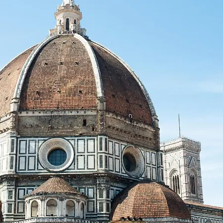 Windows On Dome Luxury Rooftop * Florenz